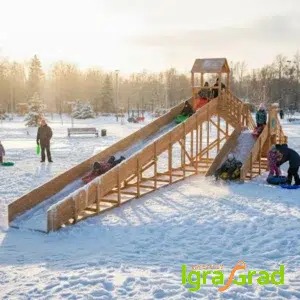 Зимняя деревянная горка "12 м" с двумя скатами