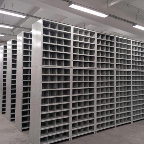 Торговые стеллажи